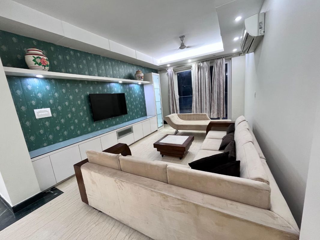 5 BHK for rent in Sushant Lok ii, Gurugram — furnished — 4500 sq.ft