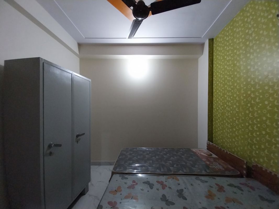 Flat for rent in Hari Nagar, Gurugram — furnished — 2000 sq.ft — Pg For All