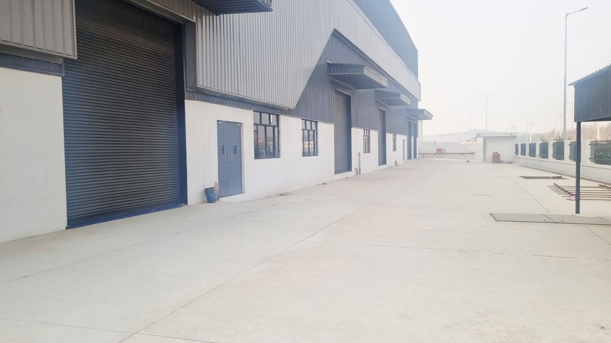 Flat for rent in Jamalpur, Gurugram — 100000 sq.ft