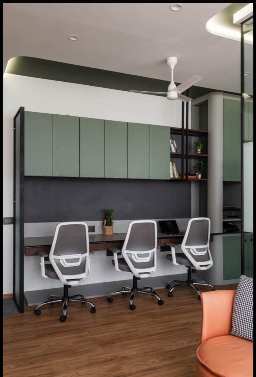 Flat for rent in Manesar Sector 1a, Gurugram — furnished — 3000 sq.ft — DLF Express Greens
