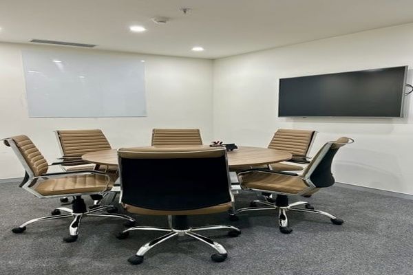 Flat for rent in Maruti Udyog, Gurugram — semi-furnished — 3310 sq.ft