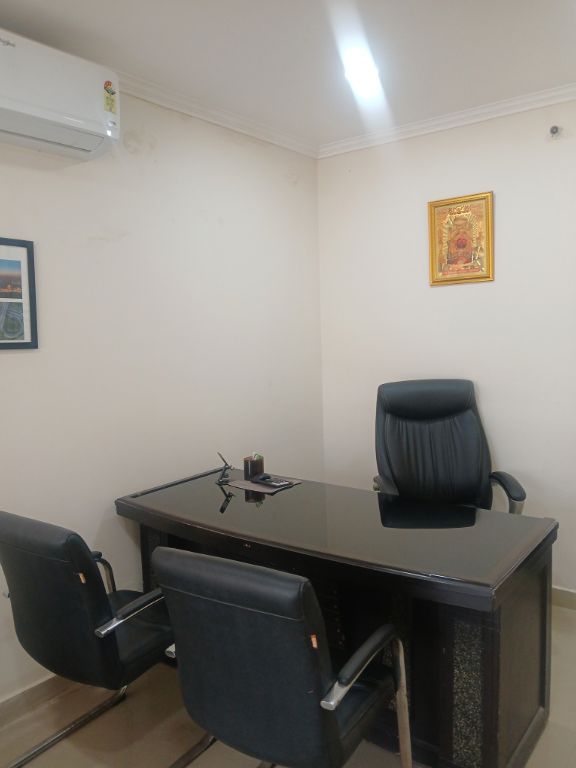 Flat for rent in Sector 113, Gurugram — semi-furnished — 400 sq.ft