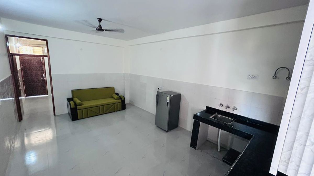 Flat for rent in Sector 19, Gurugram — unfurnished — 112 sq.ft — AIHP Horizon