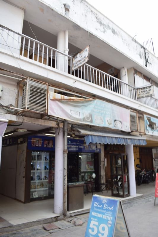 Flat for rent in Sector 2, Gurugram — unfurnished — 330 sq.ft