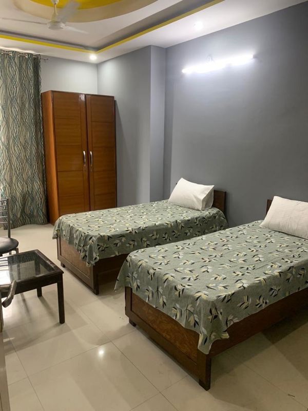 Flat for rent in Sector 39, Gurugram — furnished — 3697 sq.ft — Gurgaon Stay