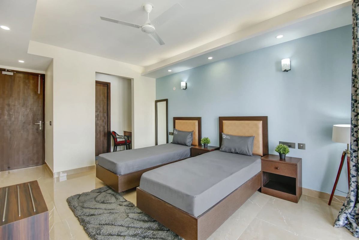 Flat for rent in Sector 46, Gurugram — furnished — 770 sq.ft — Sector 46, Central Gurgaon