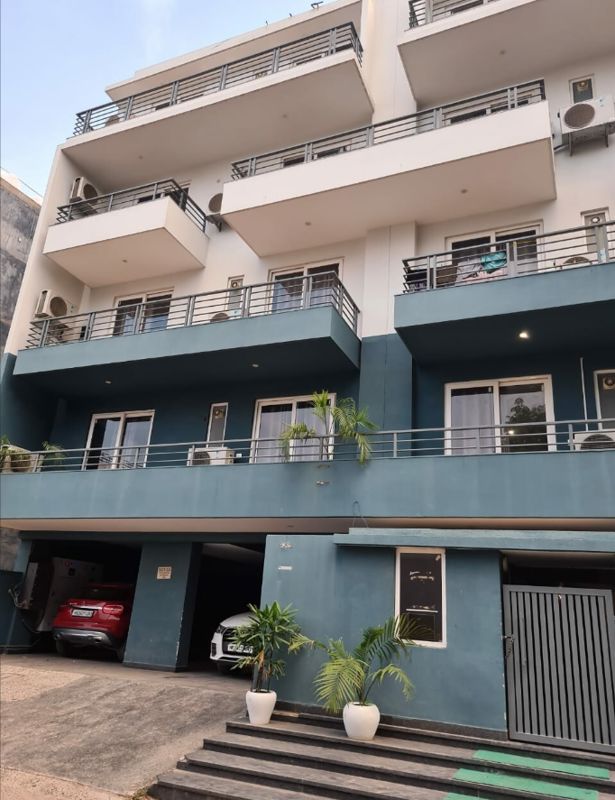 Flat for rent in Sector 48, Gurugram — furnished — 1500 sq.ft — Balaji pg
