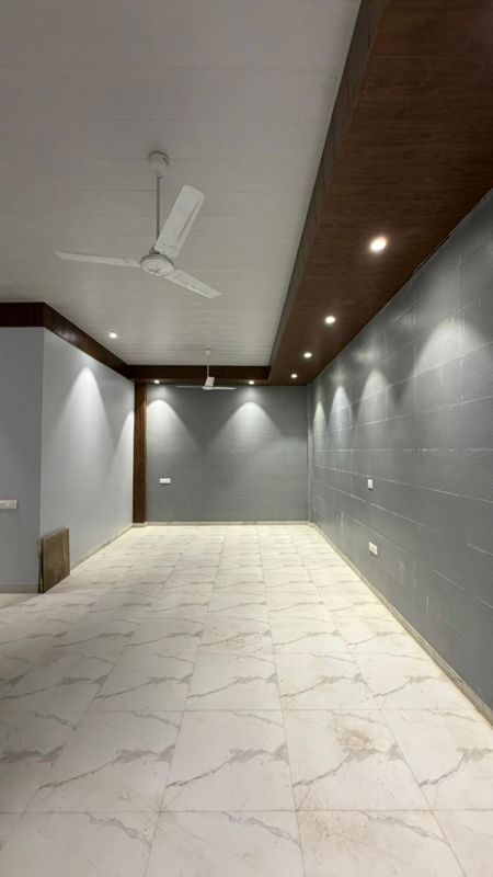 Flat for rent in Sector 55, Gurugram — semi-furnished — 90 sq.ft — Paarth Flat