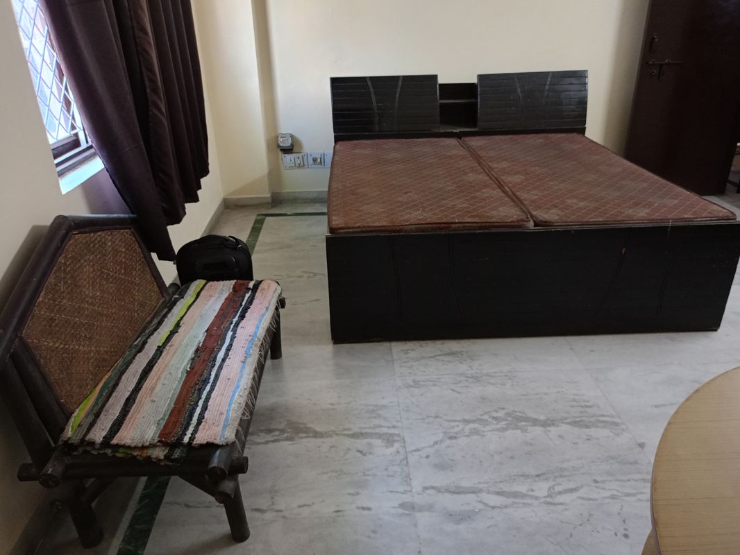 Flat for rent in Sector 56, Gurugram — furnished — 1800 sq.ft