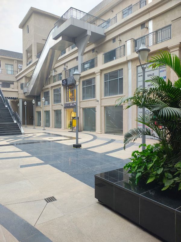 Flat for rent in Sector 60, Gurugram — unfurnished — 400 sq.ft — Brahma Miracle Mile