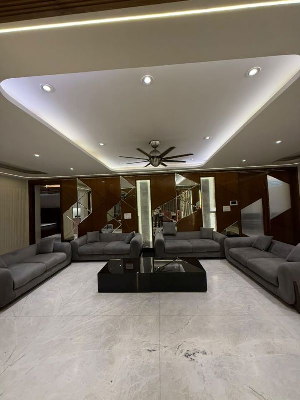 6 BHK for rent in Sushant Lok ii, Gurugram — furnished — 4000 sq.ft