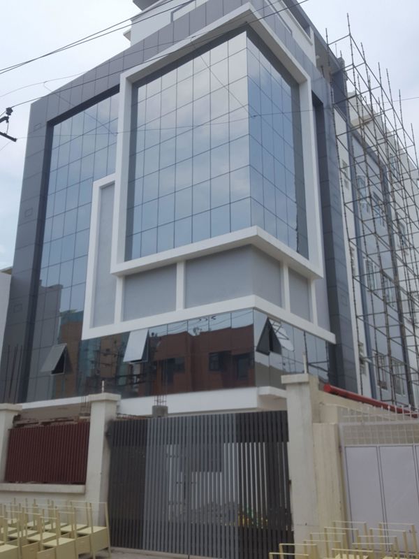 Flat for rent in Udyog Vihar Phase 1, Gurugram — semi-furnished — 2000 sq.ft