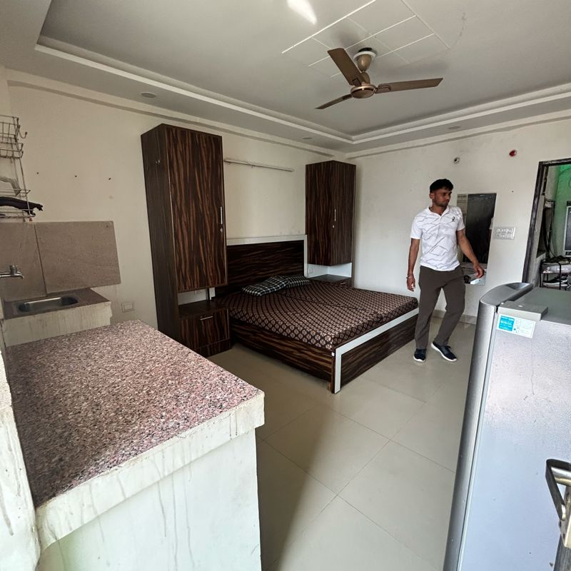1 RK for rent in Dlf Cyber City, Gurugram — furnished — 460 sq.ft — DLF City Phase III