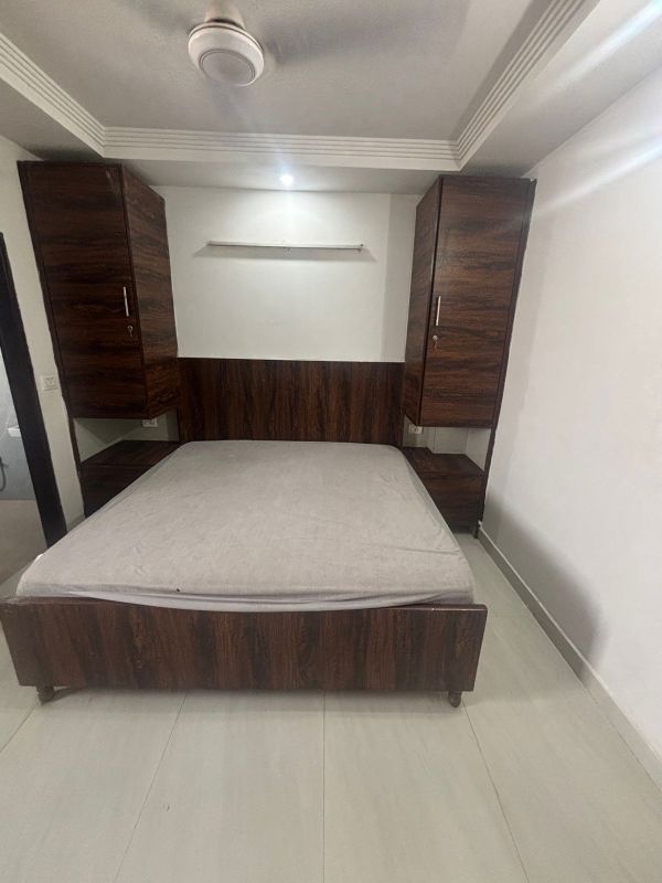 1 RK for rent in Dlf Cyber City, Gurugram — semi-furnished — 470 sq.ft