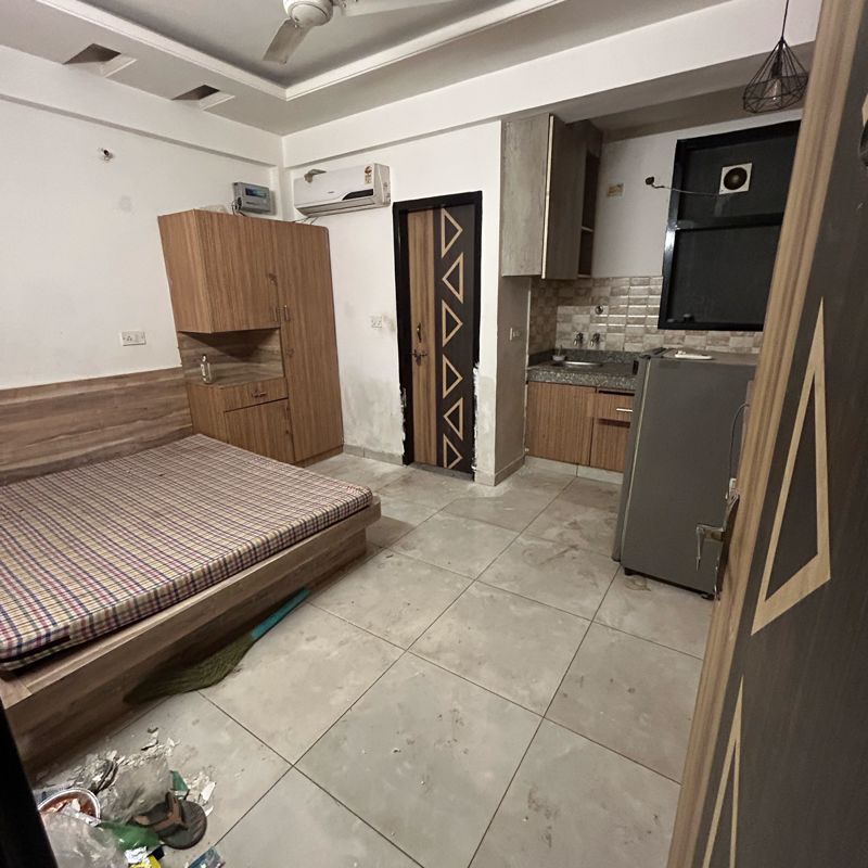 1 RK for rent in Dlf Cyber City, Gurugram — furnished — 340 sq.ft — DLF City Phase III