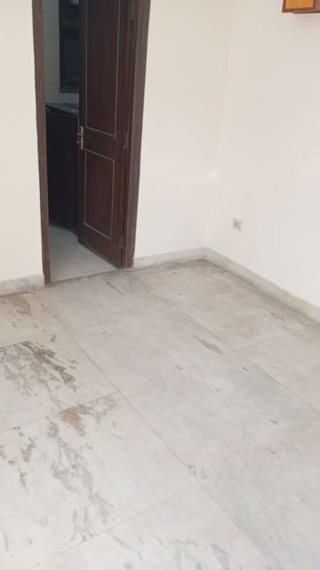 1 RK for rent in Dlf Phase iv, Gurugram — furnished — 500 sq.ft