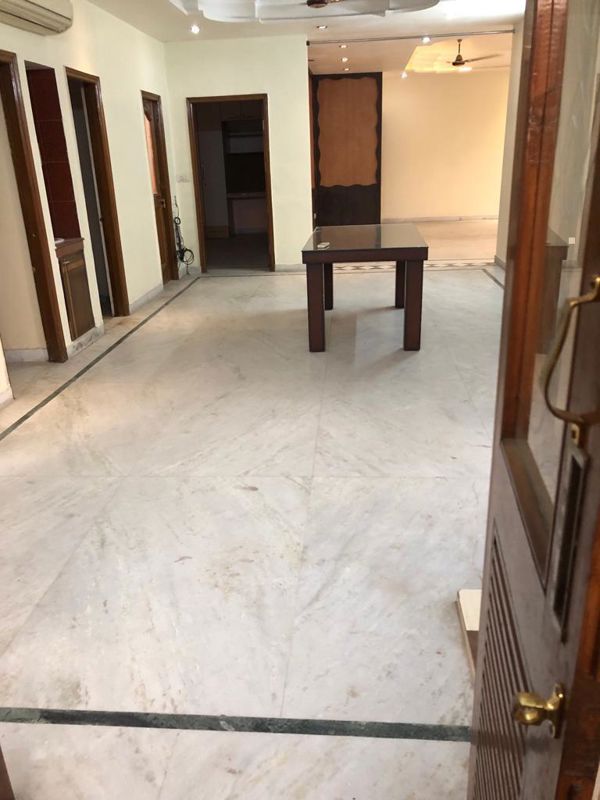 1 RK for rent in Dlf Phase iv, Gurugram — furnished — 60 sq.ft