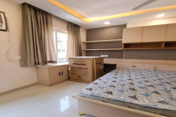 1 RK for rent in Malibu Town, Gurugram — semi-furnished — 600 sq.ft