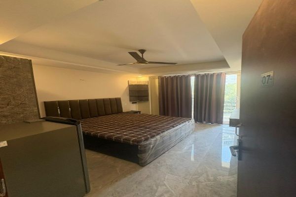 1 RK for rent in Malibu Town, Gurugram — semi-furnished — 650 sq.ft