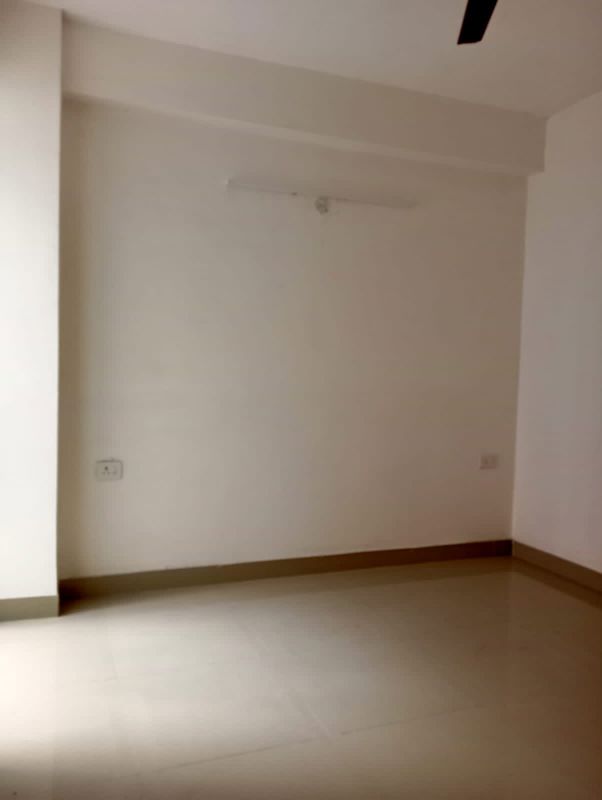 1 RK for rent in Sector 104, Gurugram — unfurnished — 109 sq.ft — Godrej Summit
