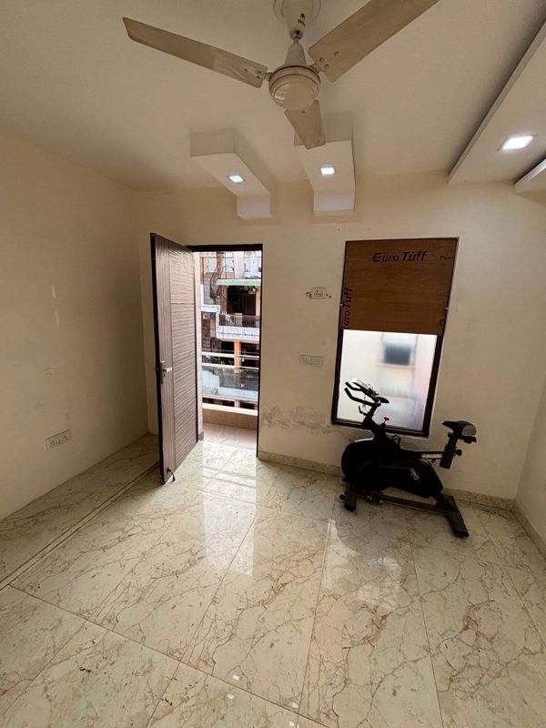 1 RK for rent in Sector 12, Gurugram — furnished — 700 sq.ft — Bhargava Palace
