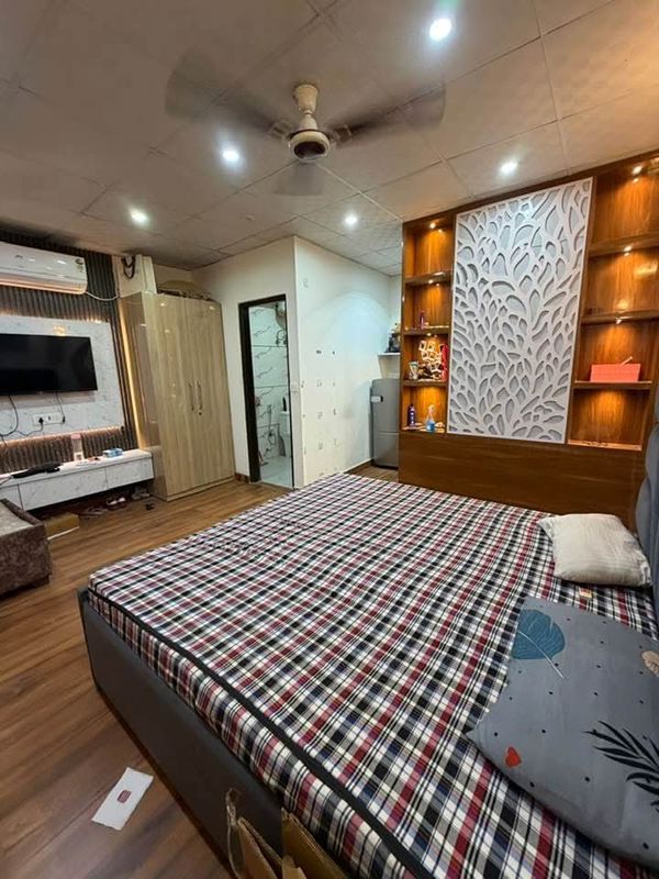 1 RK for rent in Sector 13, Gurugram — furnished — 800 sq.ft — Ganga Flat Gurgaon