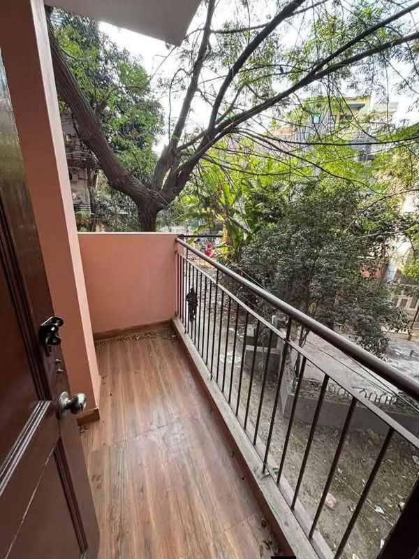 1 RK for rent in Sector 14, Gurugram — furnished — 900 sq.ft — Allure Raj Villa