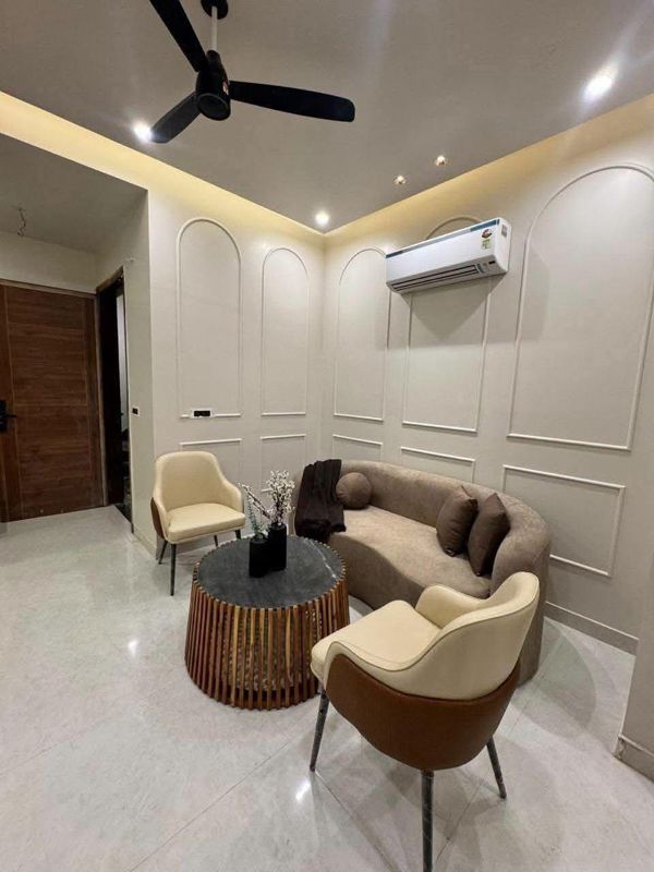 1 RK for rent in Sector 14, Gurugram — furnished — 300 sq.ft — Allure Homes