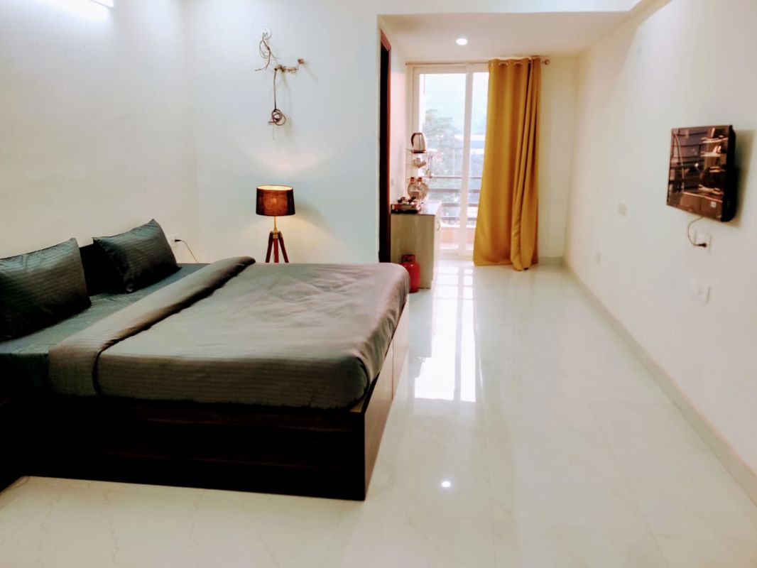 1 RK for rent in Sector 15, Gurugram — furnished — 287 sq.ft