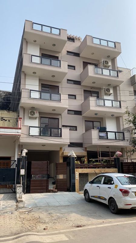 1 RK for rent in Sector 20, Gurugram — semi-furnished — 200 sq.ft — DLF Cyber Park