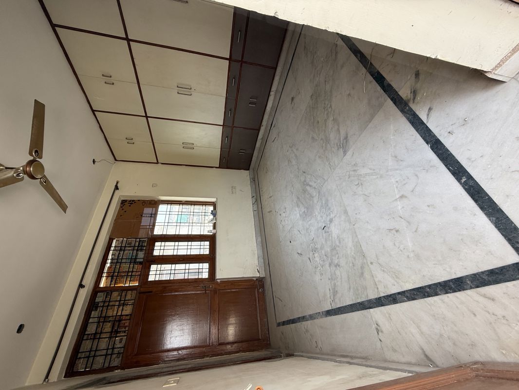 1 RK for rent in Sector 23, Gurugram — furnished — 360 sq.ft — Ansal Plaza Sector-23