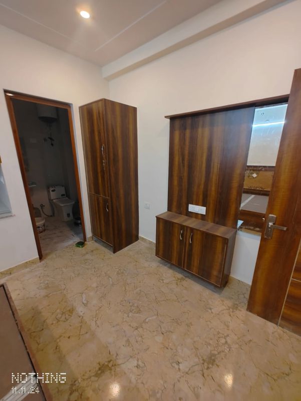 1 RK for rent in Sector 24, Gurugram — furnished — 281 sq.ft — DLF City Phase III