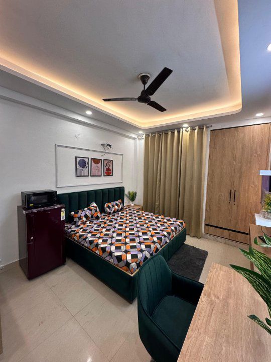 1 RK for rent in Sector 27, Gurugram — semi-furnished — 300 sq.ft