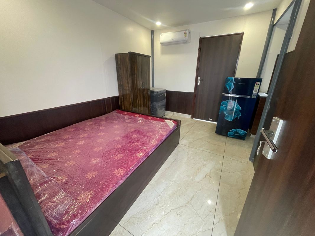1 RK for rent in Sector 31, Gurugram — furnished — 642 sq.ft