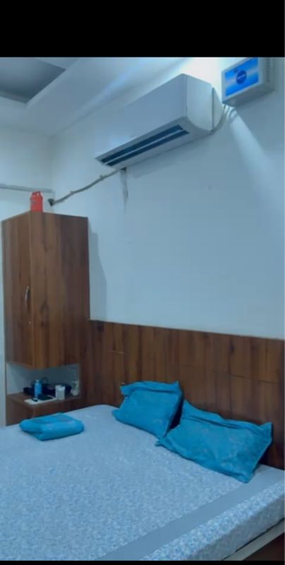 1 RK for rent in Sector 43, Gurugram — furnished — 350 sq.ft