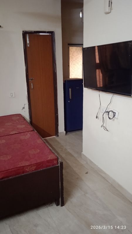 1 RK for rent in Sector 44, Gurugram — furnished — 450 sq.ft — Minarch Tower