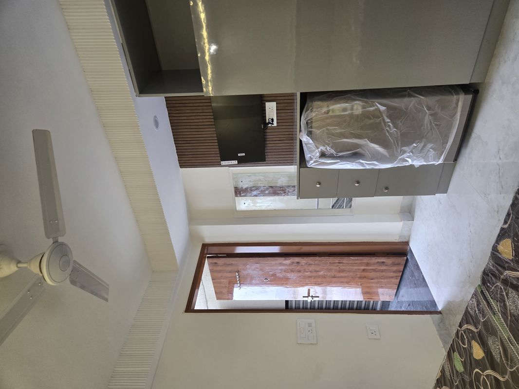 1 RK for rent in Sector 47, Gurugram — furnished — 600 sq.ft — Kohli One Malibu Town