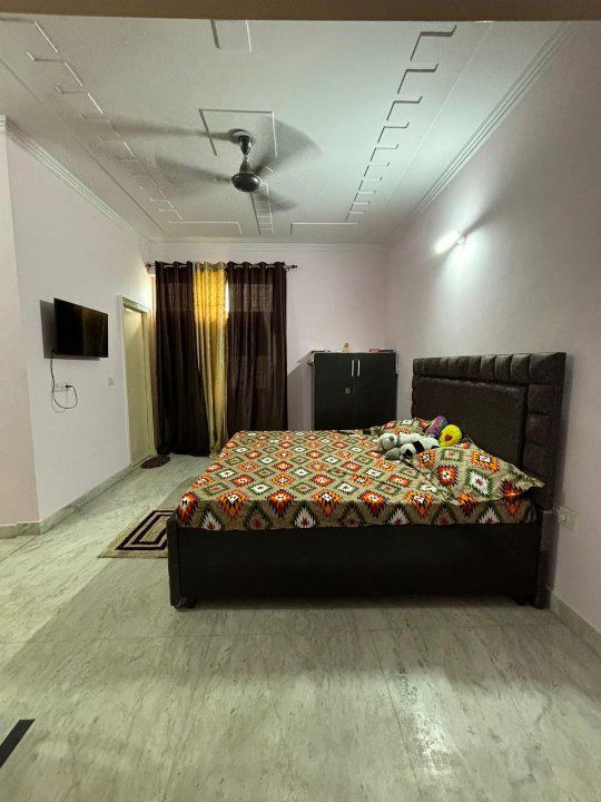 1 RK for rent in Sector 49, Gurugram — furnished — 300 sq.ft — Eros Rosewood City