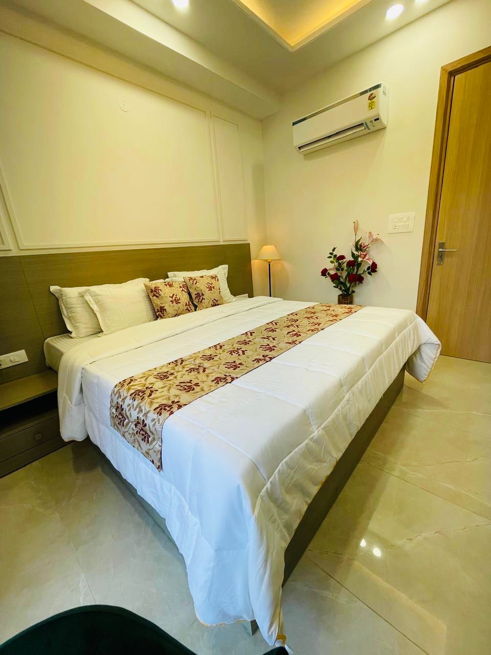 1 RK for rent in Sector 51, Gurugram — furnished — 560 sq.ft