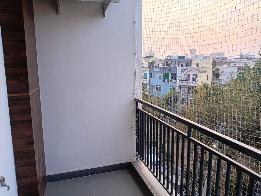 1 RK for rent in Sector 51, Gurugram — furnished — 250 sq.ft — SS Mayfield Gardens
