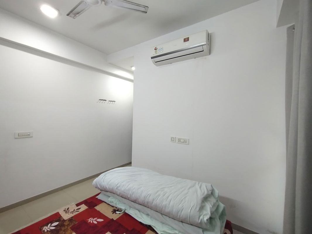1 RK for rent in Sector 56, Gurugram — unfurnished — 100 sq.ft — Huda CGHS