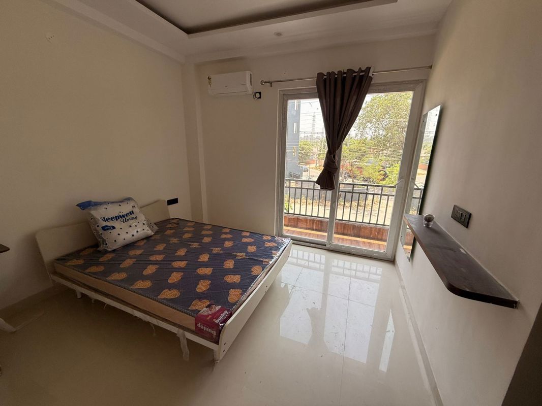 1 RK for rent in Sector 57, Gurugram — furnished — 529 sq.ft — Sushant Lok 2