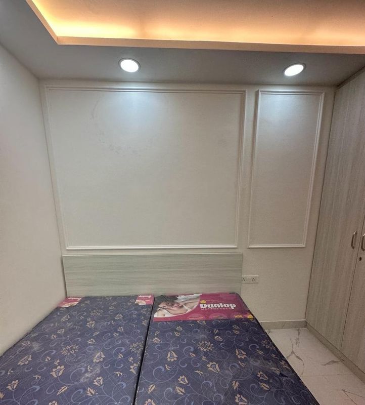 1 RK for rent in Sector 62, Gurugram — semi-furnished — 438 sq.ft — Pioneer Araya