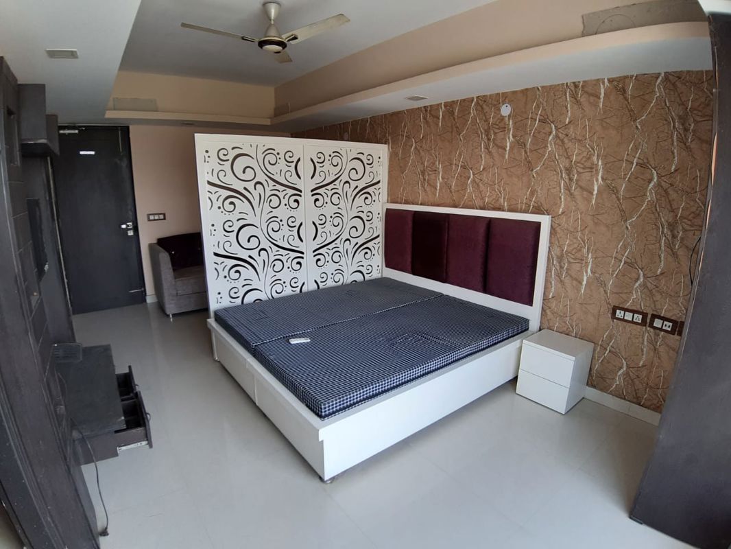 1 RK for rent in Sector 67, Gurugram — furnished — 350 sq.ft — Golden Damas Studio Flat
