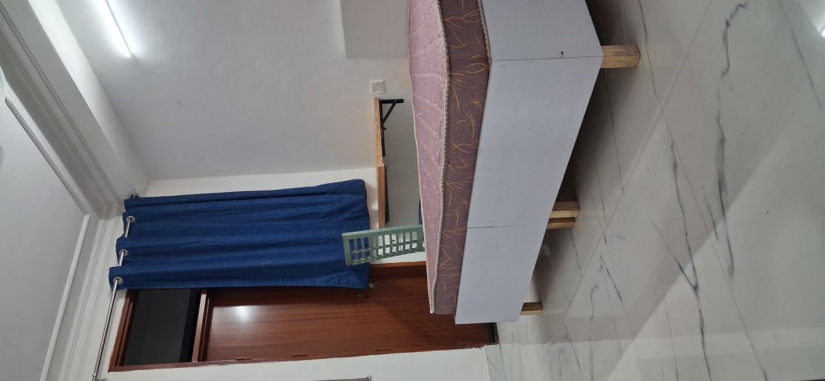 1 RK for rent in South City 1, Gurugram — furnished — 210 sq.ft — Unitech South City 1